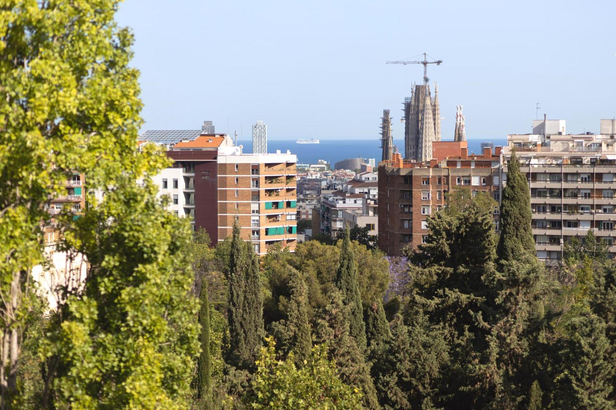 Lodging Apartments Guell Gaudi บาร์เซโลนา ภายนอก รูปภาพ